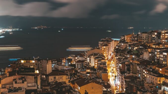 uploaded-image-suhutun-saglik-hizmetleri-ve-hastaneleri-1697883153130